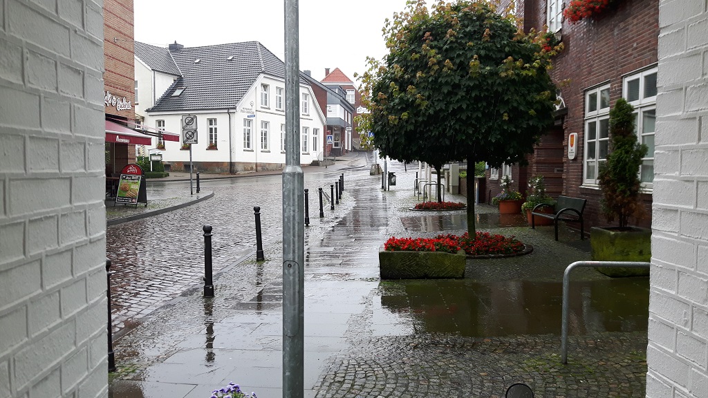 Im Regen auf Radtour Foto: ADFC Dinslaken-Voerde